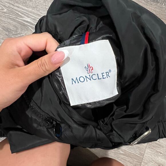 Moncler Black Puffer Vest Women Size Small - Picture 7 of 13